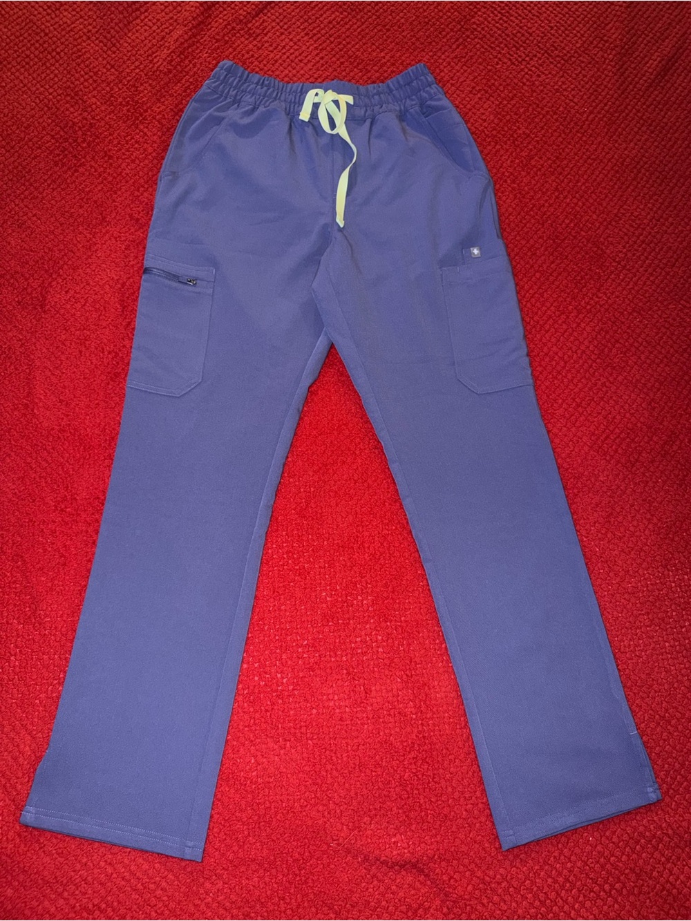 Figs woman's Dowa high waisted scrub pants